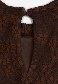 Renee - Brązowe Body Longsleeve z Koronki z Bawełną Zenisesa. Okazja: na co dzień, na imprezę. Typ kołnierza: kołnierzyk stójkowy. Kolor: brązowy. Materiał: bawełna, koronka. Długość rękawa: długi rękaw. Długość: długie. Wzór: koronka. Styl: elegancki, casual #5