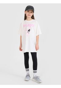 4f - 4F T-shirt oversize z nadrukiem dziewczęcy - biały 134 (8-9 lat). Okazja: na co dzień. Kolor: biały. Materiał: bawełna, materiał, jersey. Długość rękawa: krótki rękaw. Długość: krótkie. Wzór: nadruk. Sezon: lato. Styl: klasyczny, elegancki, sportowy, casual