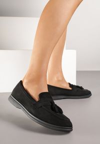 Renee - Czarne Mokasyny Ozdobione Frędzlami Meliruna. Kolor: czarny. Wzór: aplikacja. Styl: elegancki