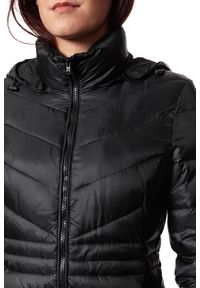 Wrangler - DAMSKA KURTKA ZIMOWA WRANGLER SHORT PUFFER BLACK W4124V501. Kolor: czarny. Sezon: zima #6