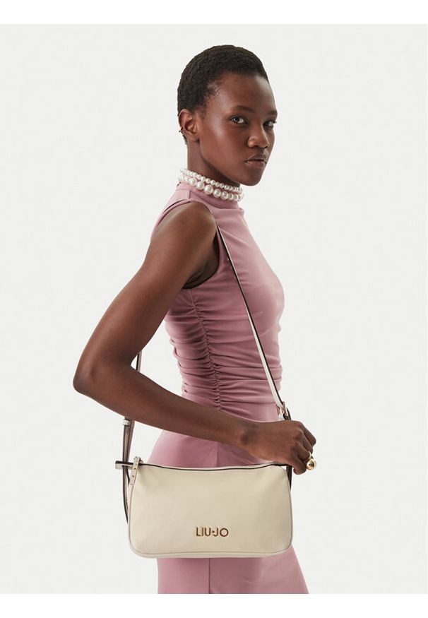 Liu Jo Torebka AA6046 E1120 Écru. Kolor: kremowy. Materiał: skórzane