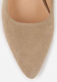Born2be - Ciemnobeżowe Skórzane Czółenka VICES na Obcasie Delmavere. Nosek buta: otwarty. Kolor: beżowy. Materiał: skóra. Obcas: na obcasie. Wysokość obcasa: średni #6