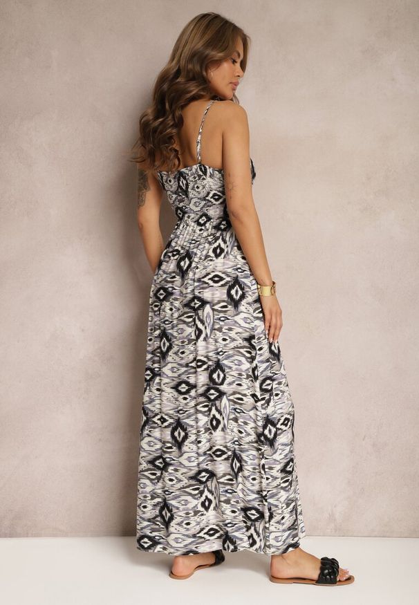 Renee - Biało-Czarna Wiskozowa Sukienka z Dekoltem w Serek z Regulowanymi Ramiączkami i Gumką w Talii Bellastar. Okazja: na co dzień. Typ kołnierza: dekolt w serek. Kolor: biały. Materiał: wiskoza. Długość rękawa: na ramiączkach. Styl: casual, elegancki