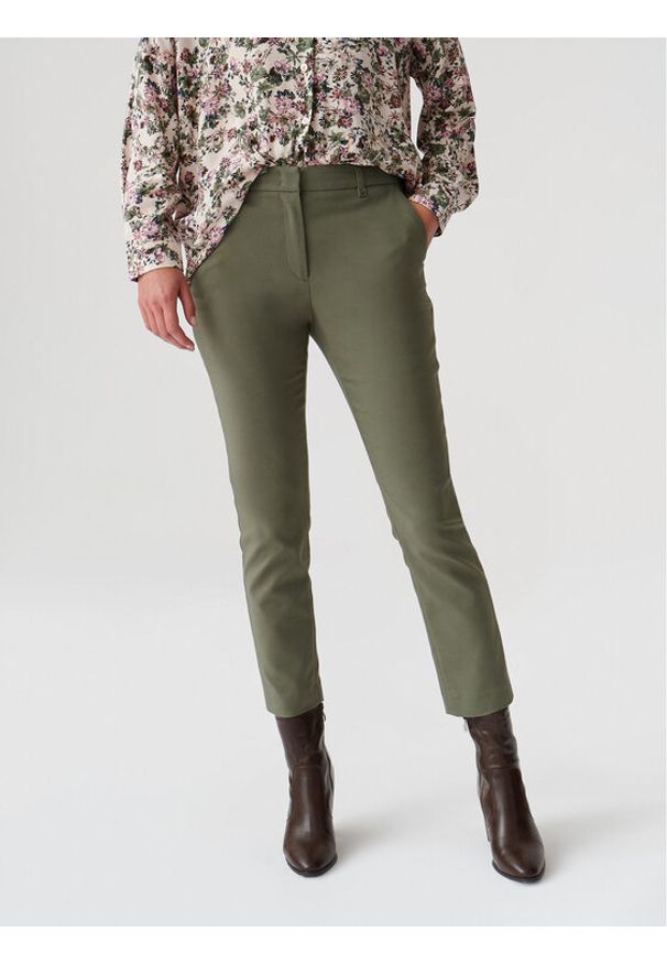 Tatuum Chinosy Filimi T2318.139 Khaki Regular Fit. Kolor: brązowy. Materiał: bawełna, syntetyk