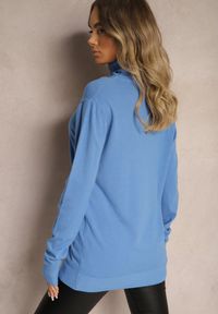 Renee - Niebieski Klasyczny Golf Longsleeve z Dodatkiem Wiskozy Leriona. Typ kołnierza: golf. Kolor: niebieski. Materiał: wiskoza. Długość rękawa: długi rękaw. Styl: klasyczny