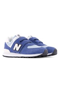 Buty dziecięce New Balance P5742I6 – granatowe. Zapięcie: rzepy. Kolor: niebieski. Materiał: guma, zamsz, syntetyk, materiał. Szerokość cholewki: normalna. Model: New Balance 574. Sport: turystyka piesza #2