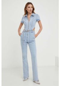 Answear Lab kombinezon jeansowy kolor niebieski z kołnierzykiemm. Okazja: na co dzień. Kolor: niebieski. Materiał: jeans. Długość rękawa: krótki rękaw. Długość: krótkie. Styl: wakacyjny #5