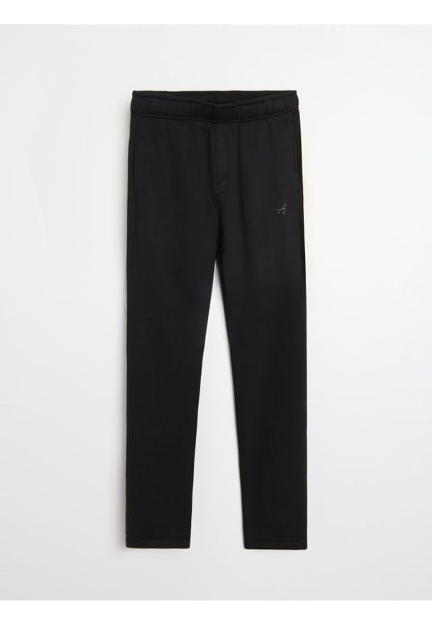 Sinsay - Spodnie straight fit - czarny. Kolor: czarny