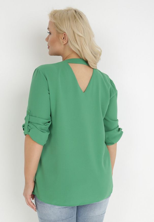 Born2be - Zielona Bluzka Althiope. Okazja: na co dzień. Kolekcja: plus size. Kolor: zielony. Długość rękawa: długi rękaw. Długość: długie. Wzór: gładki. Styl: casual