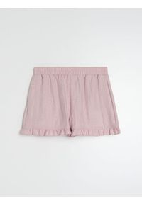 Sinsay - Luźne szorty z falbanką i wiskozą - różowy. Kolor: różowy. Materiał: wiskoza #1