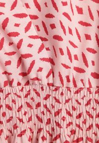 Renee - Różowa Kopertowa Sukienka z Wiskozy bez Rękawów z Gumkami w Talii Ciceru. Kolor: różowy. Materiał: wiskoza. Długość rękawa: bez rękawów. Sezon: wiosna, lato. Typ sukienki: kopertowe #5