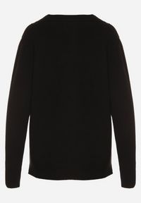 Born2be - Czarny Kardigan z Bawełną Zdobiony Warkoczowym Splotem i Kieszeniami Mevesava. Okazja: na co dzień. Typ kołnierza: dekolt w serek. Kolor: czarny. Materiał: bawełna. Wzór: aplikacja, ze splotem. Sezon: zima, jesień. Styl: casual, klasyczny #6