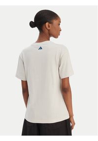 Adidas - adidas T-Shirt Farm Rio Graphic KD4641 Écru Regular Fit. Materiał: bawełna #3