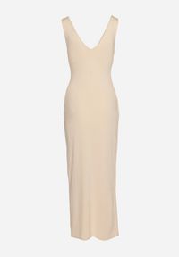 Born2be - Beżowa Klasyczna Kopertowa Sukienka Koktajlowa bez Rękawów Widoksa. Okazja: na spotkanie biznesowe, do pracy. Typ kołnierza: dekolt w serek. Kolor: beżowy. Materiał: tkanina. Długość rękawa: bez rękawów. Wzór: aplikacja. Typ sukienki: kopertowe. Styl: klasyczny, wizytowy #2