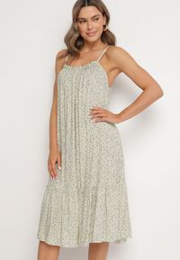 Born2be - Beżowa Rozkloszowana Sukienka z Bawełny w Kwiatowy Wzór Nilaretia. Okazja: na co dzień. Kolor: beżowy. Materiał: bawełna. Długość rękawa: na ramiączkach. Wzór: kwiaty. Sezon: lato. Typ sukienki: rozkloszowane. Styl: casual #1