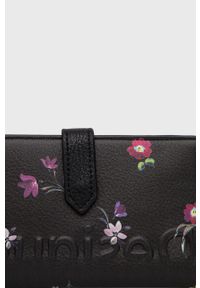 Desigual portfel 22SAYP16 damski kolor czarny. Kolor: czarny. Materiał: materiał #4