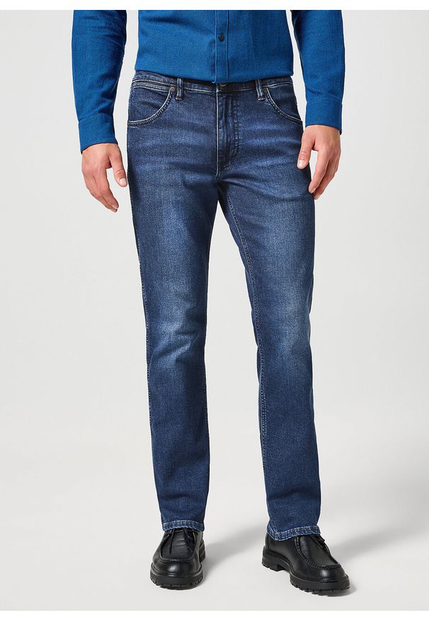 Wrangler - WRANGLER MĘSKIE SPODNIE JEANSOWE GREENSBORO OUTLAW INDIGO 112360405 W15Q008826