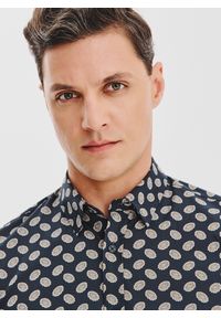 Pako Lorente - PAKO LORENTE – Czarna koszula w kwiaty. Kolor: czarny. Materiał: bawełna, elastan. Długość rękawa: długi rękaw. Długość: długie. Wzór: kwiaty #2