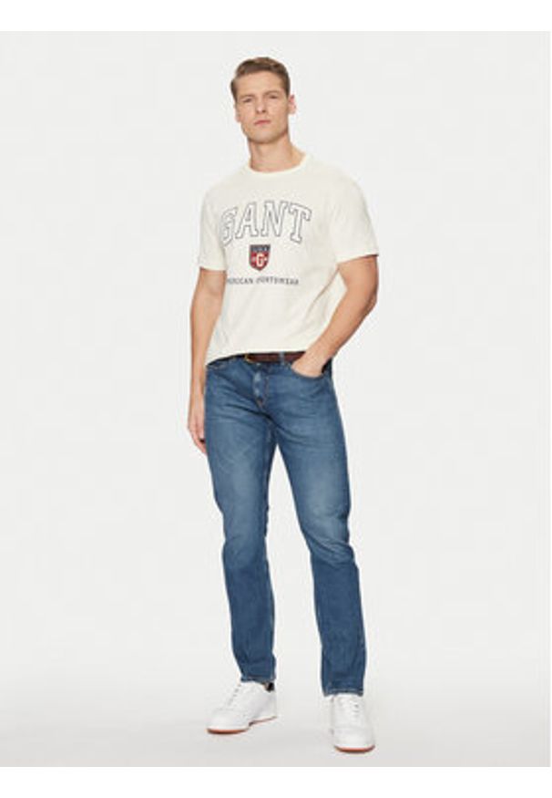 GANT - Gant T-Shirt 2003290 Écru Regular Fit. Materiał: bawełna