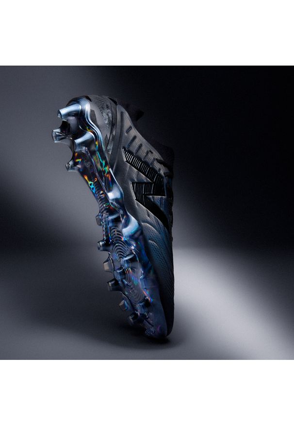 Korki męskie New Balance TEKELA ELITE FG V5 ST1FLTB5 – czarne. Kolor: czarny. Materiał: włókno. Szerokość cholewki: normalna