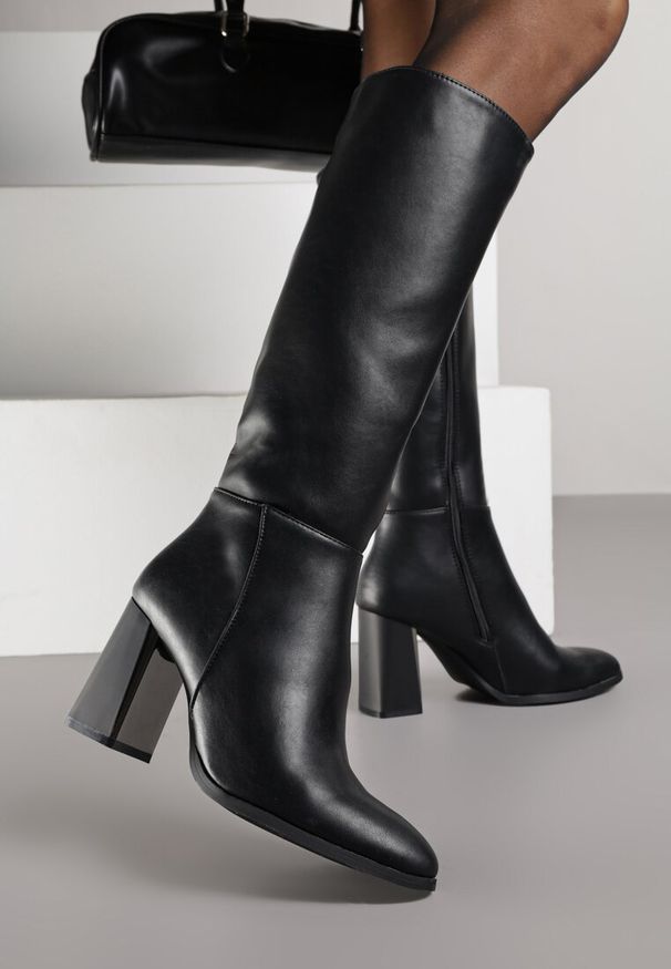 Renee - Czarne Kozaki VICES do Kolana ze Skóry Naturalnej na Metalicznym Słupku Zenilla. Kolor: czarny. Materiał: skóra. Obcas: na słupku