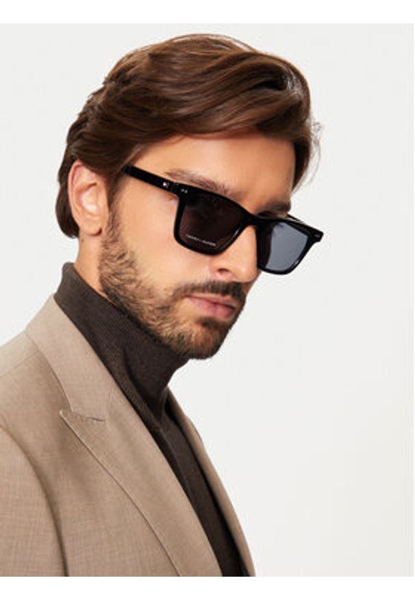 TOMMY HILFIGER - Tommy Hilfiger Okulary przeciwsłoneczne 2127/S Czarny. Kolor: czarny