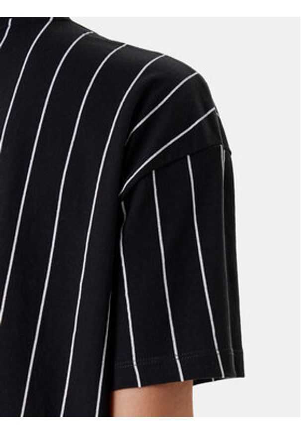 Karl Kani T-Shirt Small Signature Essential Pinstripe 6137880 Czarny Relaxed Fit. Kolor: czarny. Materiał: bawełna