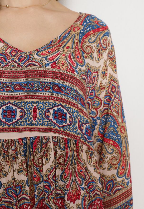 Born2be - Beżowo-Bordowa Długa Sukienka Rozkloszowana z Rękawami 3/4 we Wzór Paisley Amarethia. Kolor: beżowy. Wzór: paisley. Styl: boho. Długość: maxi