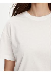 TOMMY HILFIGER - Tommy Hilfiger T-Shirt UW0UW05763 Biały Regular Fit. Kolor: biały. Materiał: bawełna #5