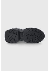 Karl Lagerfeld Workery skórzane damskie kolor czarny na platformie. Nosek buta: okrągły. Zapięcie: sznurówki. Kolor: czarny. Materiał: skóra. Obcas: na platformie