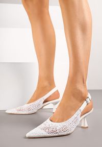 Renee - Białe Haftowane Sandały na Szpilce Typu Slingback Atesia. Okazja: na co dzień, na spacer. Zapięcie: sprzączka. Kolor: biały. Wzór: haft. Obcas: na szpilce. Styl: casual, elegancki