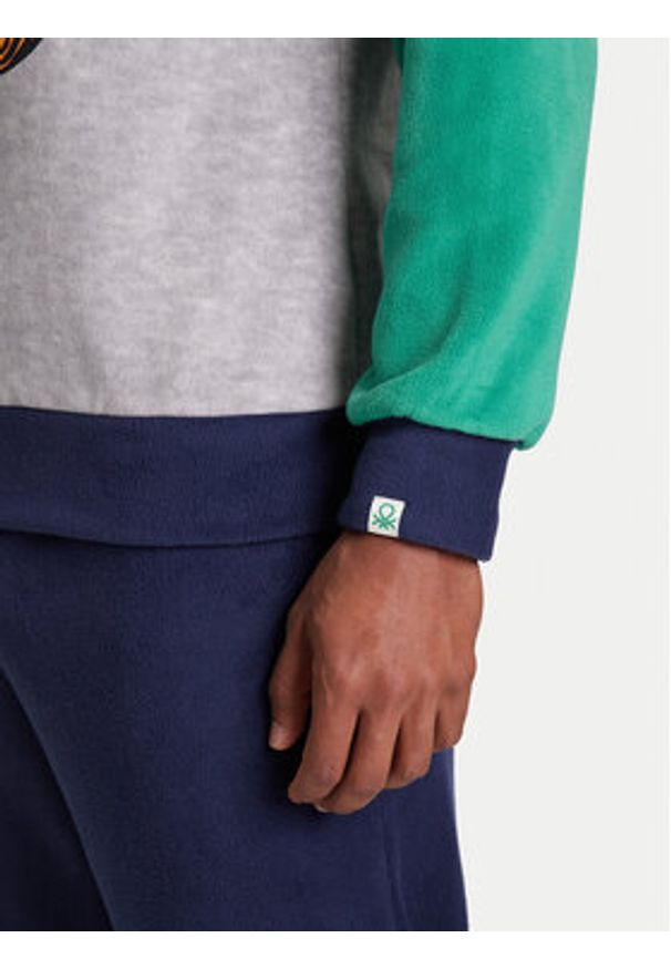 United Colors of Benetton - United Colors Of Benetton Piżama 3JA44P02K Kolorowy Regular Fit. Materiał: syntetyk. Wzór: kolorowy