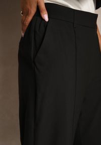Renee - Czarne Spodnie Garniturowe z Wiskozą High Waist o Szerokim Kroju Ceanita. Okazja: na spotkanie biznesowe, na co dzień. Stan: podwyższony. Kolor: czarny. Materiał: wiskoza. Styl: casual, biznesowy
