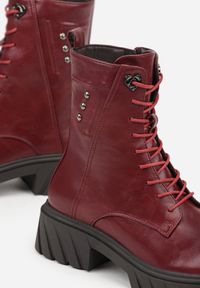 Renee - Bordowe Rockowe Botki Workery Zdobione Nitami Eratila. Okazja: na imprezę, na co dzień. Kolor: czerwony. Materiał: skóra, jeans. Szerokość cholewki: normalna. Wzór: aplikacja. Styl: rockowy #3