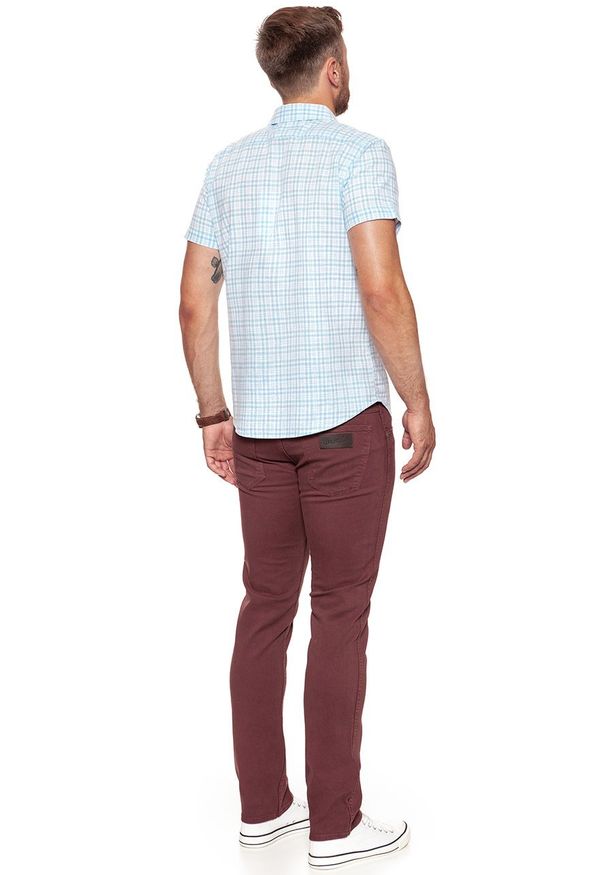 Wrangler - KOSZULA WRANGLER SS 1PKT SHIRT CERULEAN W5881OPVT 112129597. Materiał: bawełna. Styl: klasyczny