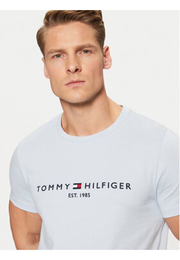 TOMMY HILFIGER - Tommy Hilfiger T-Shirt Tommy Logo MW0MW11797 Błękitny Regular Fit. Kolor: niebieski. Materiał: bawełna