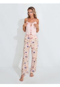 Sinsay - Wiskozowa piżama dwuczęściowa z motywem kwiatowym - różowy. Kolor: różowy. Materiał: wiskoza. Wzór: kwiaty #1