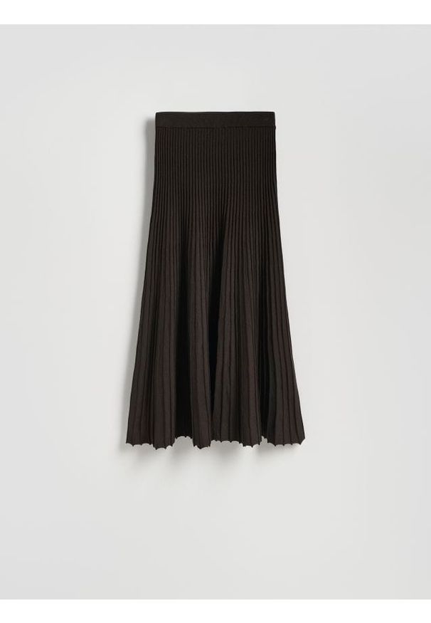 Reserved - Spódnica z prążkowanej dzianiny - brązowy. Kolor: brązowy. Materiał: dzianina, prążkowany