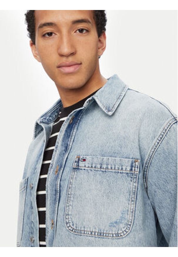 Tommy Jeans Koszula jeansowa DM0DM23269 Niebieski Relaxed Fit. Kolor: niebieski. Materiał: bawełna