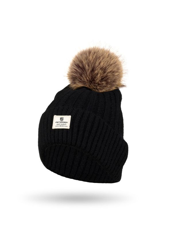 Czapka czarna Peterson PTN HAT-07. Kolor: czarny. Materiał: akryl, futro, prążkowany. Wzór: aplikacja. Sezon: zima. Styl: elegancki