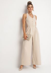 Born2be - Beżowy Kombinezon Taliowany Ozdobiony Guzikami Niladwenna. Kolor: beżowy. Wzór: aplikacja. Styl: elegancki #5