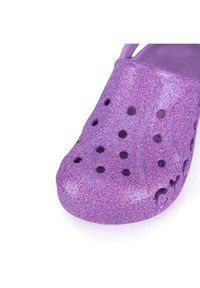 Crocs Klapki BAYA GLITTER CLOG 207015-5PR Fioletowy. Kolor: fioletowy