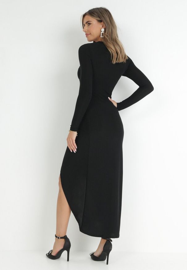 Born2be - Czarna Sukienka Kopertowa Dopasowana Hemy. Okazja: na co dzień. Typ kołnierza: dekolt w kształcie V. Kolor: czarny. Długość rękawa: długi rękaw. Typ sukienki: kopertowe. Styl: casual, klasyczny