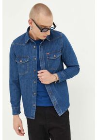 Hugo - HUGO koszula jeansowa męska kolor niebieski regular z kołnierzykiem klasycznym. Typ kołnierza: kołnierzyk klasyczny. Kolor: niebieski. Materiał: jeans. Styl: klasyczny #1