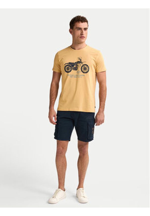 Petrol Industries T-Shirt M-1050-TSR707 Żółty Regular Fit. Kolor: żółty. Materiał: bawełna