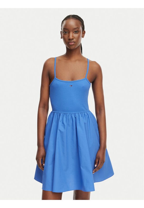 Tommy Jeans Sukienka letnia DW0DW22352 Niebieski Slim Fit. Kolor: niebieski. Materiał: bawełna. Sezon: lato