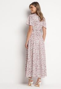 Born2be - Różowa Sukienka Aluva. Okazja: na co dzień. Kolor: różowy. Materiał: tkanina, wiskoza, materiał. Wzór: nadruk, aplikacja, kwiaty. Typ sukienki: kopertowe, proste. Styl: casual. Długość: maxi #4