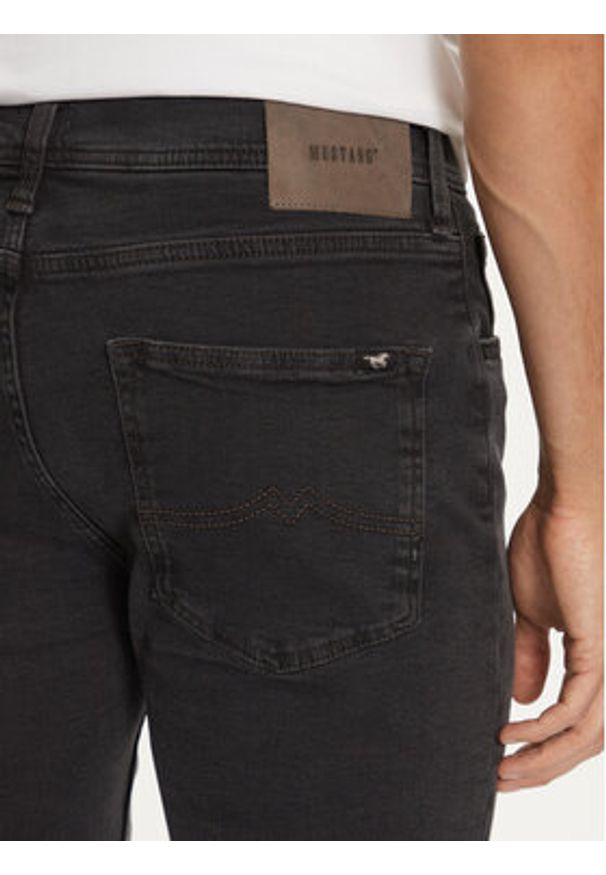 Mustang Jeansy Orlando 1013239 Czarny Slim Fit. Kolor: czarny