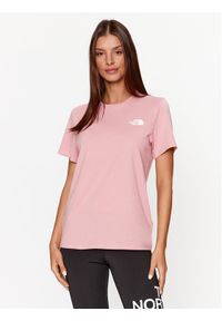 The North Face T-Shirt Foundation Graphic NF0A86XQ Różowy Regular Fit. Kolor: różowy. Materiał: syntetyk, bawełna