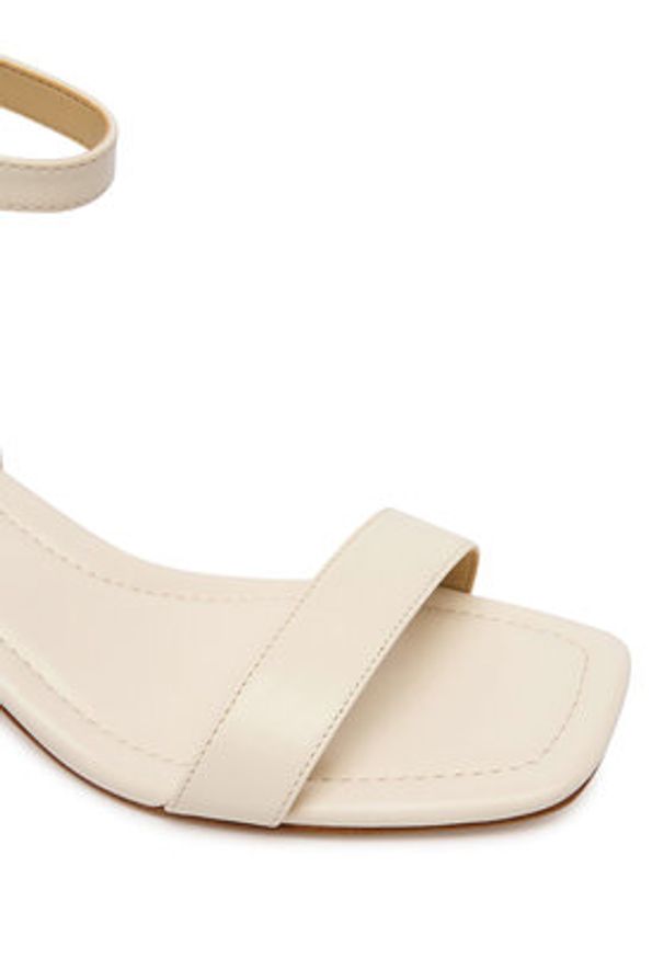 MICHAEL Michael Kors Sandały Merriam40F5MMMS1L Écru. Kolor: kremowy. Materiał: skóra